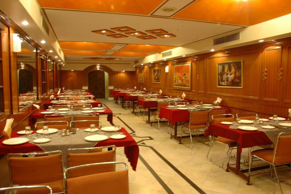 Hotel Kohinoor Jaipur Bagian luar foto