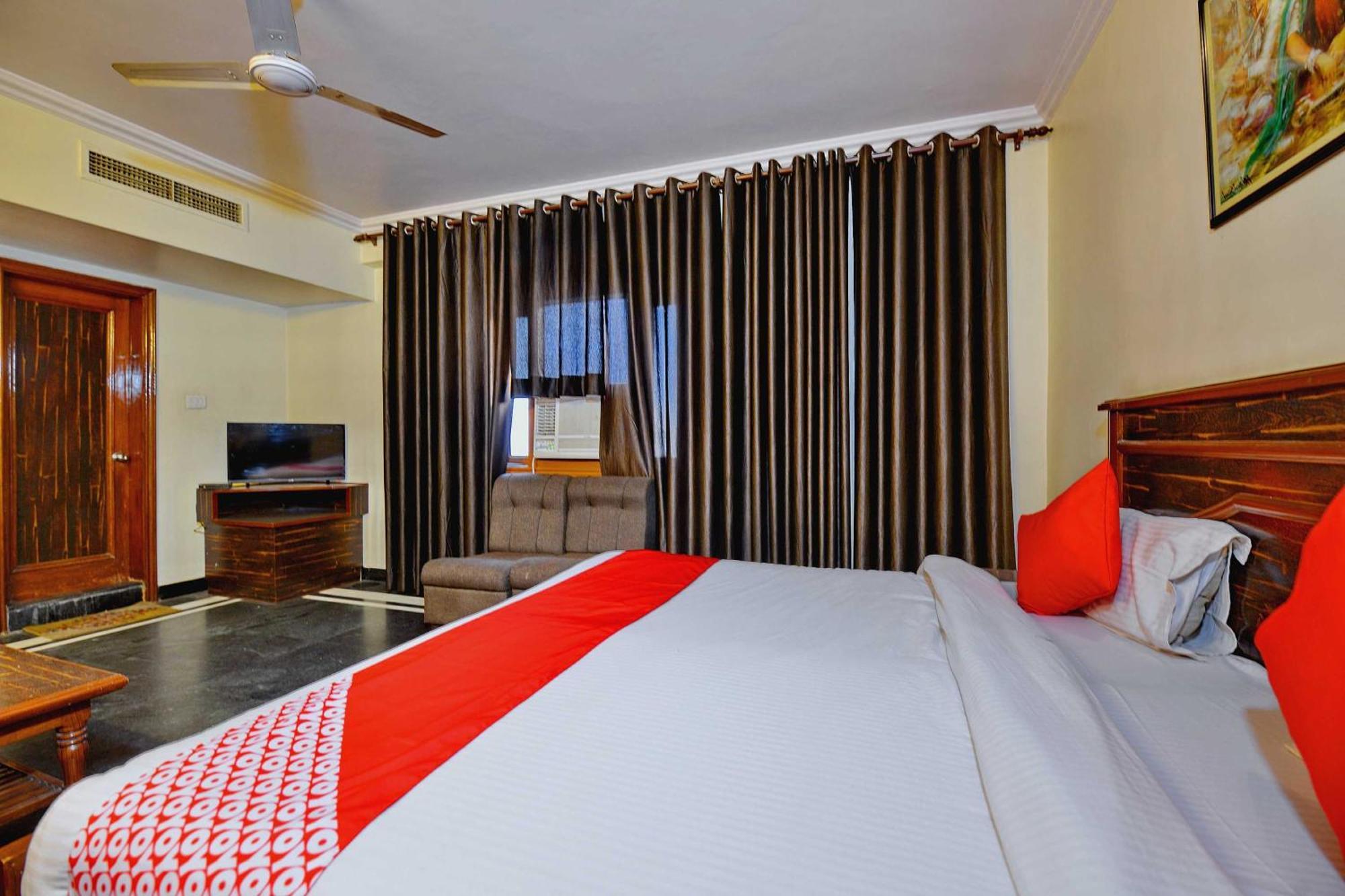 Hotel Kohinoor Jaipur Bagian luar foto