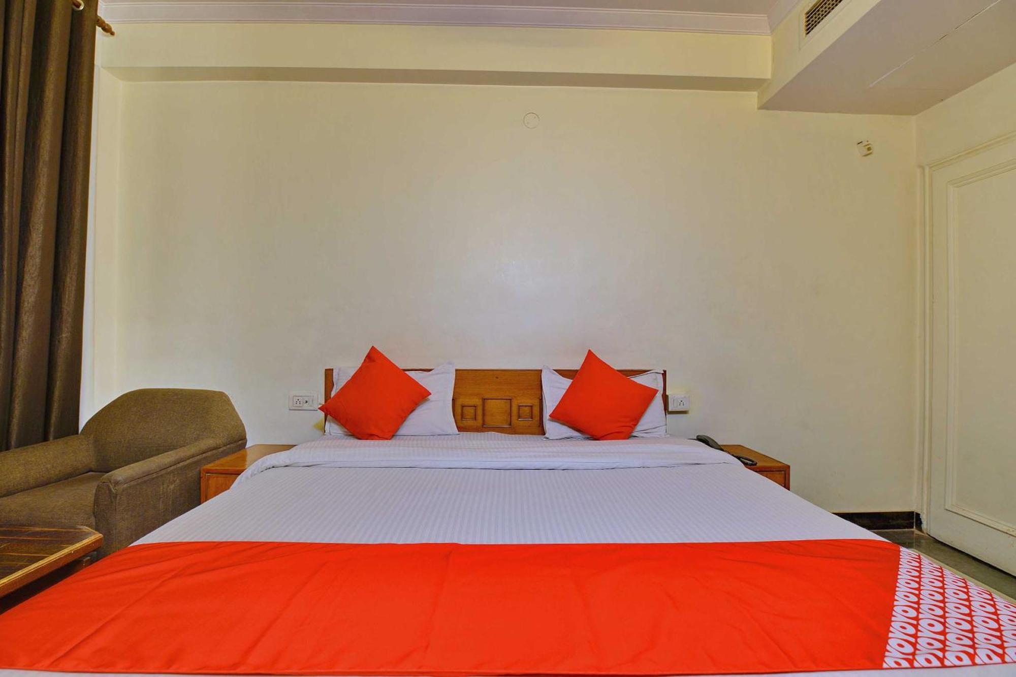 Hotel Kohinoor Jaipur Bagian luar foto