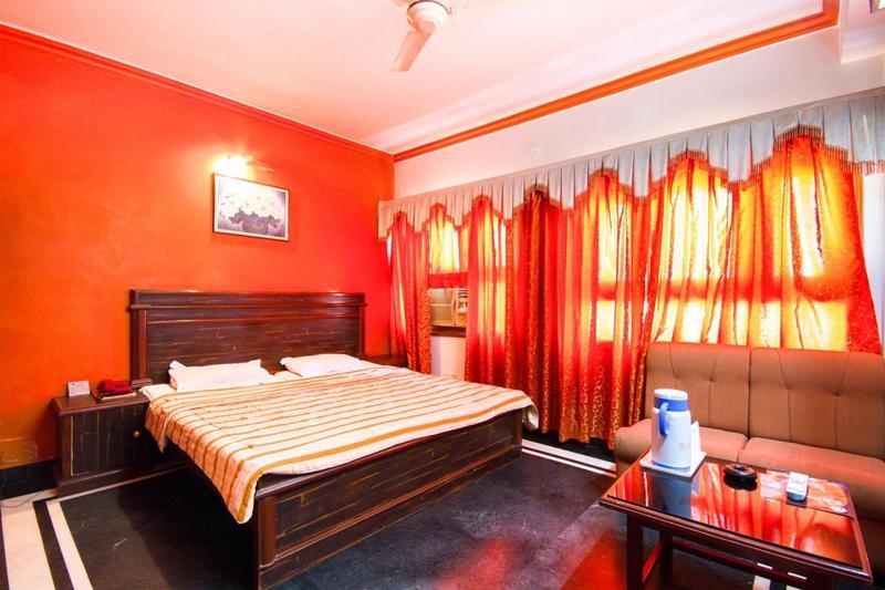 Hotel Kohinoor Jaipur Bagian luar foto