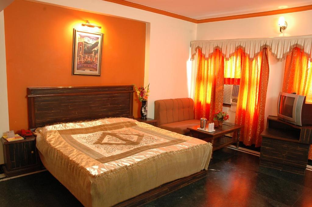 Hotel Kohinoor Jaipur Bagian luar foto